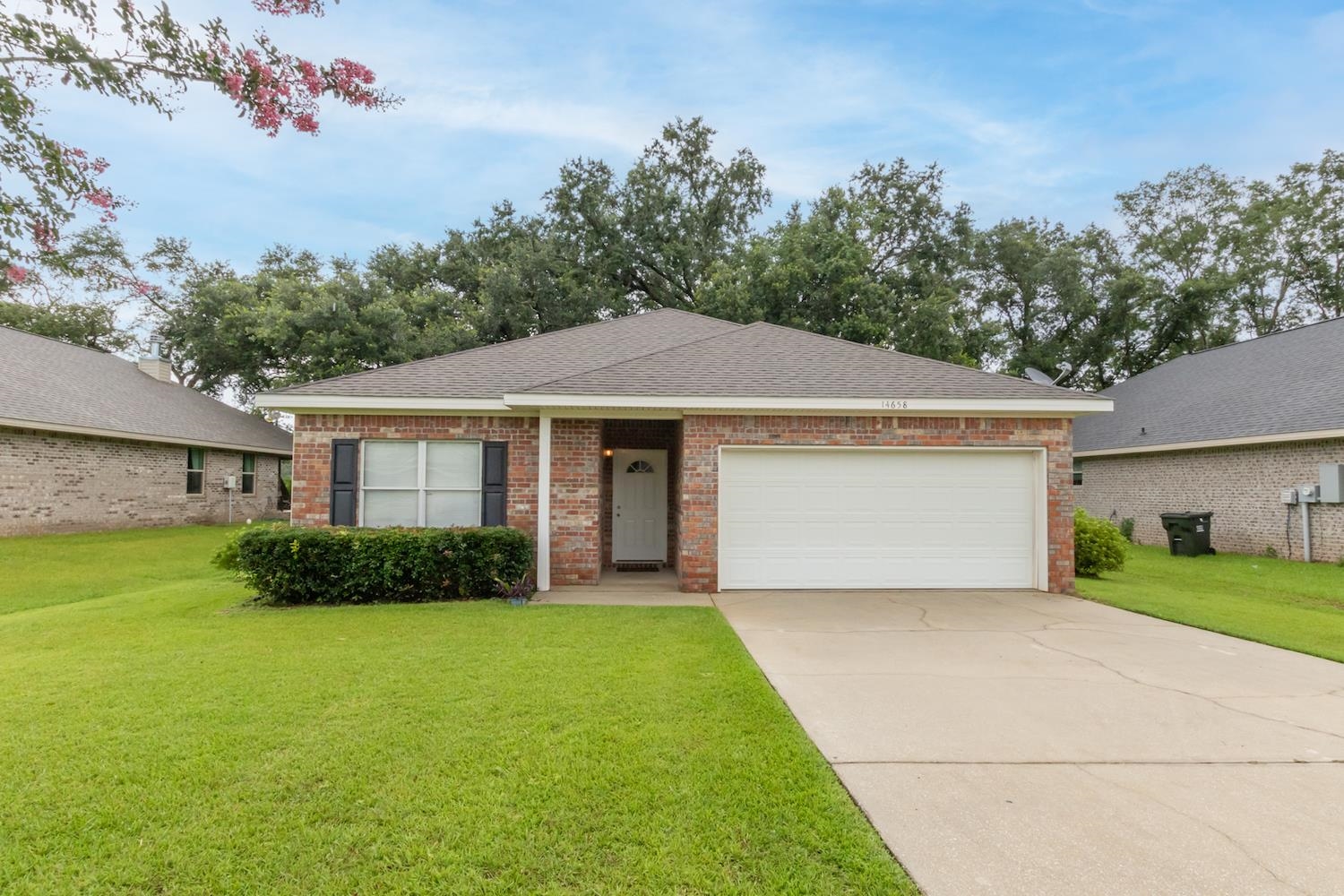 14658 Silveroaks Loop Silverhill, AL 36576 - Photo 1 of 31