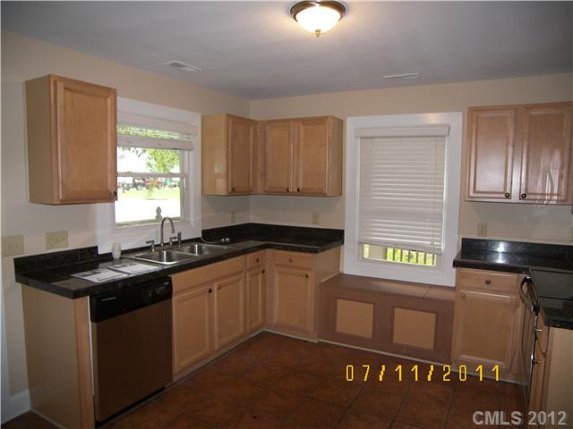 3500 Ritch Avenue Charlotte, NC 28206 - Photo 4 of 11