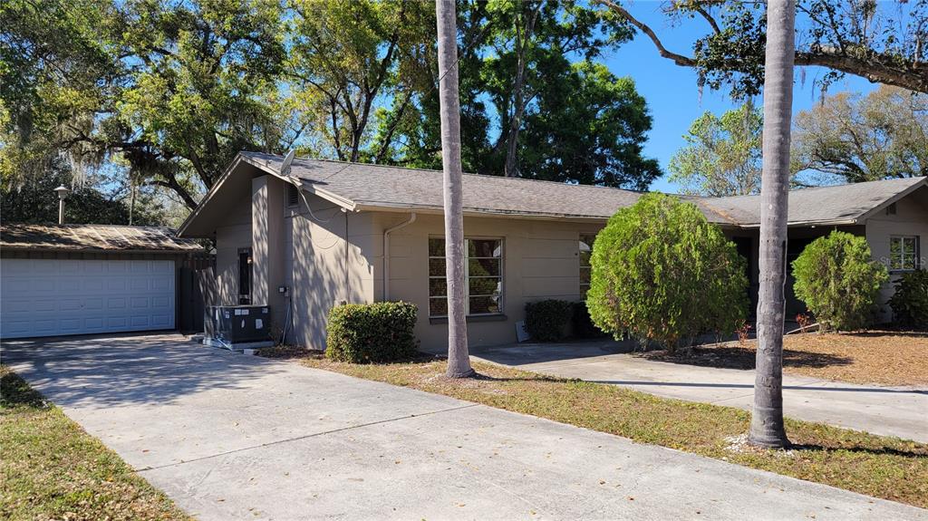 111 Loquat Lane Sarasota, FL 34232 - Photo 1 of 1