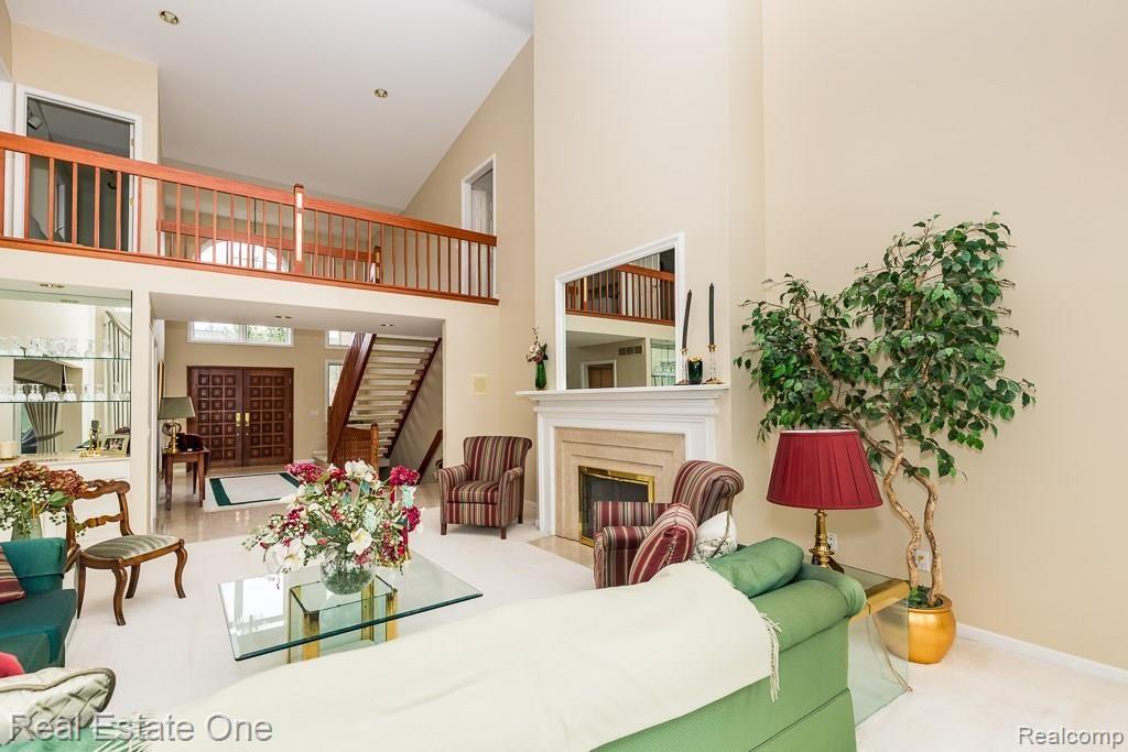 2129 Clinton View Circle Rochester Hills, MI 48309 - Photo 19 of 37