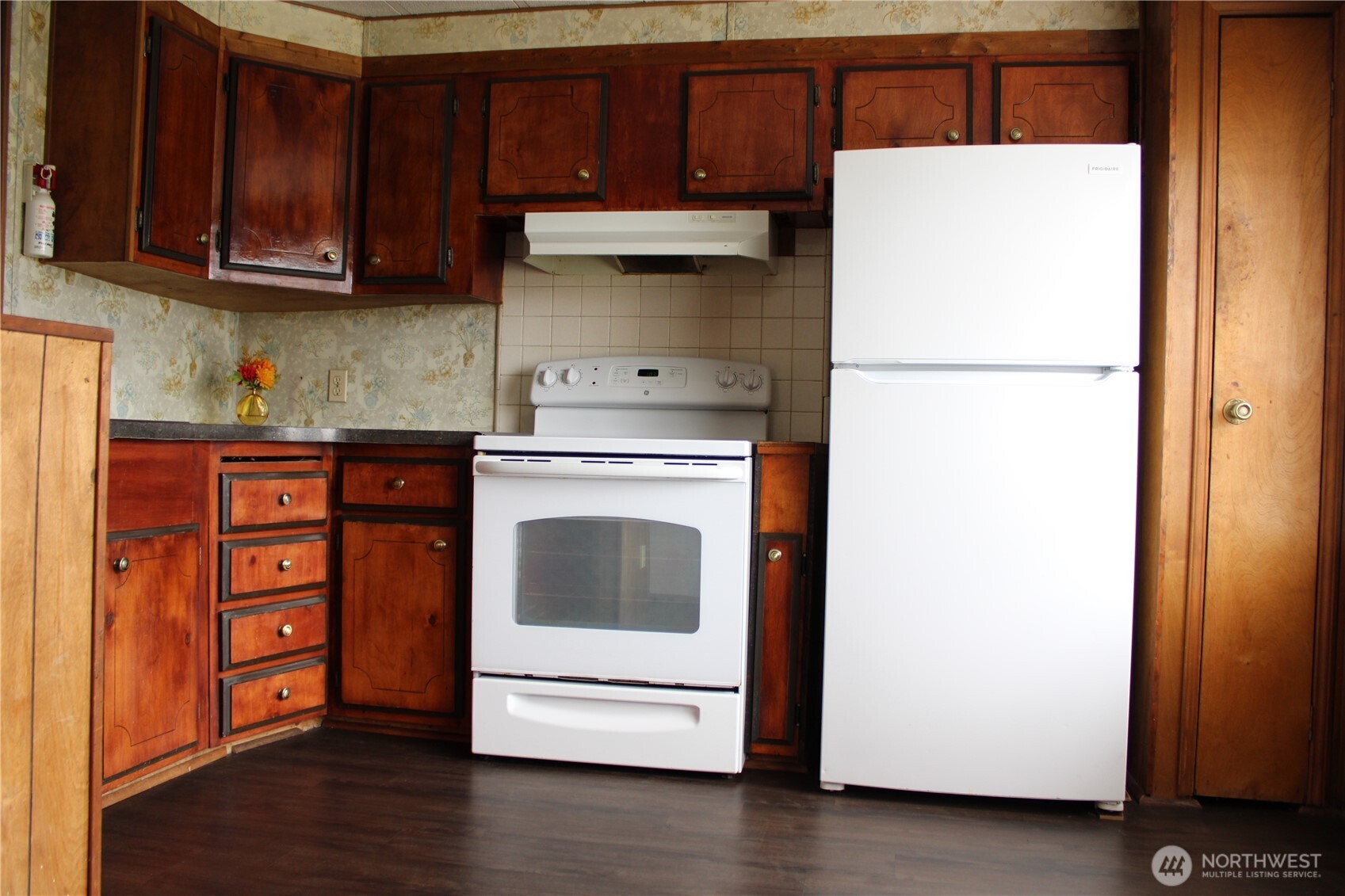 17930 Albany Street Southwest, Unit 7 Rochester, WA 98579 - Photo 7 of 14