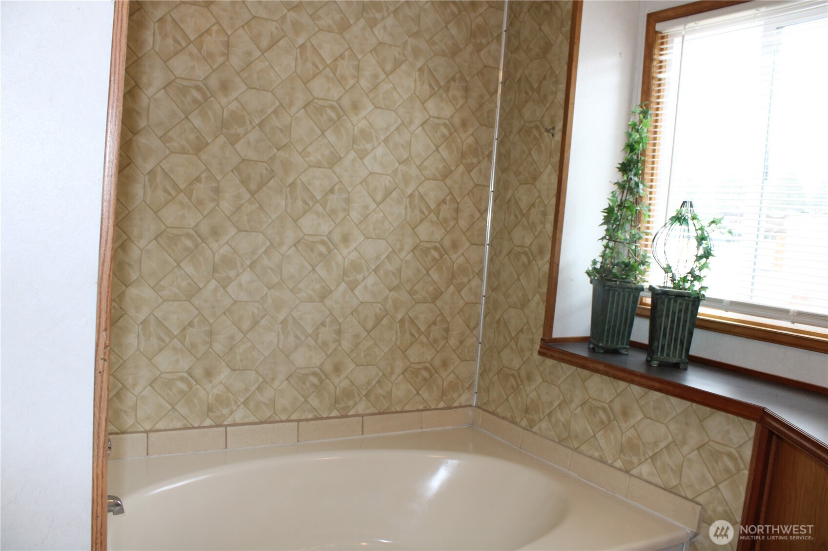 17930 Albany Street Southwest, Unit 7 Rochester, WA 98579 - Photo 9 of 14