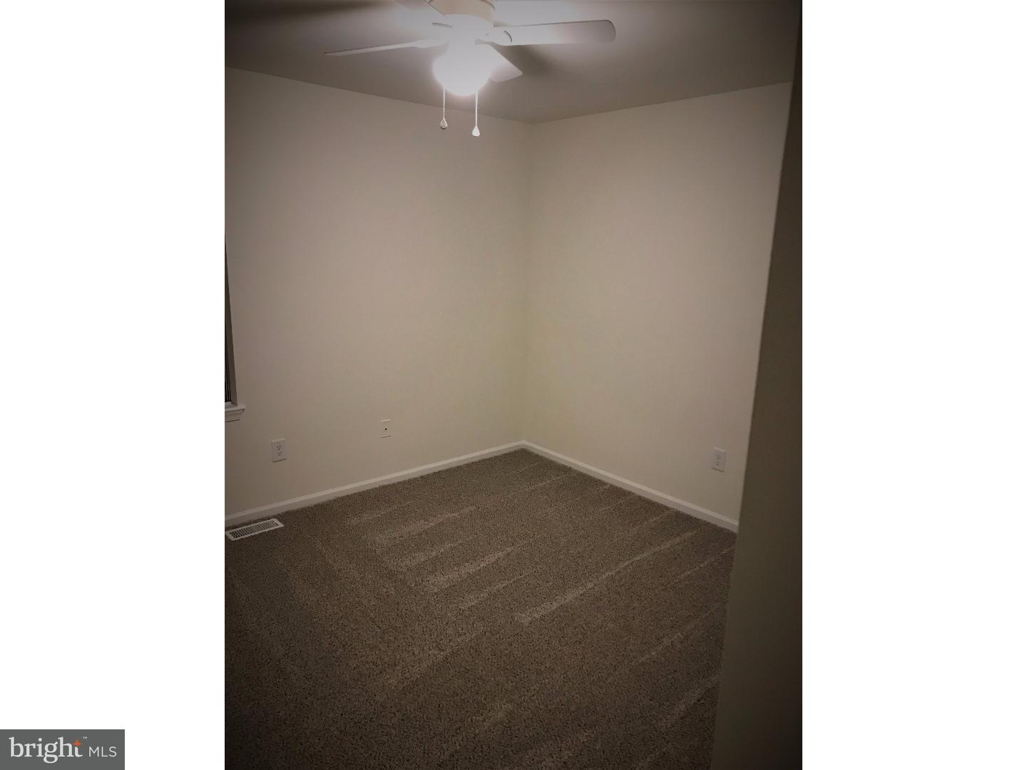 4 Summit Court Clementon, NJ 08021 - Photo 7 of 12 Gallery Image 7