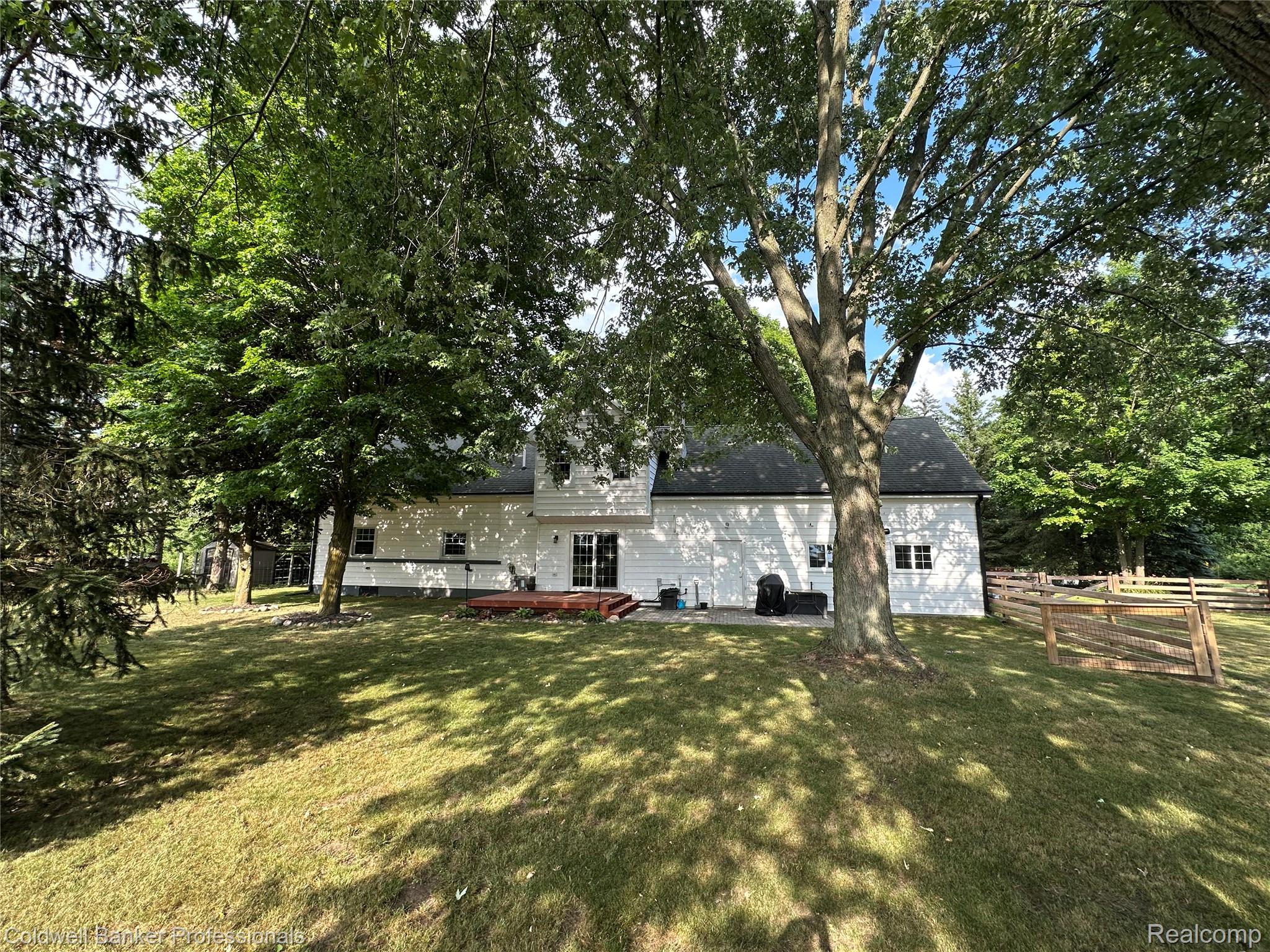 2119 Haines Road Lapeer, MI 48446 - Photo 39 of 39 IMG_8857.jpeg