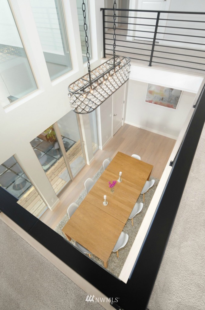 4808 Southwest Alaska Street Seattle, WA 98116 - Photo 12 of 25 Gallery Image 12