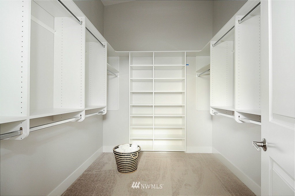 4808 Southwest Alaska Street Seattle, WA 98116 - Photo 20 of 25 Gallery Image 20