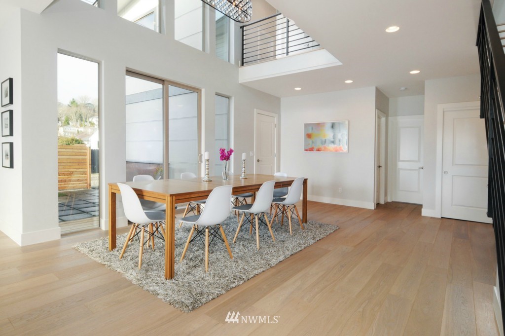 4808 Southwest Alaska Street Seattle, WA 98116 - Photo 6 of 25 Gallery Image 6