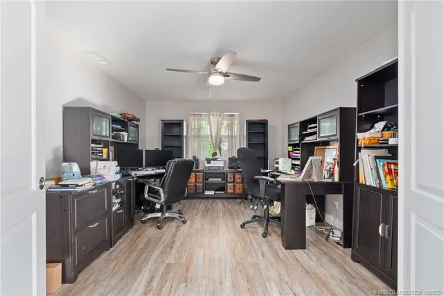 $950,000 | 4599 Southeast Halston Court, Stuart, FL 34997