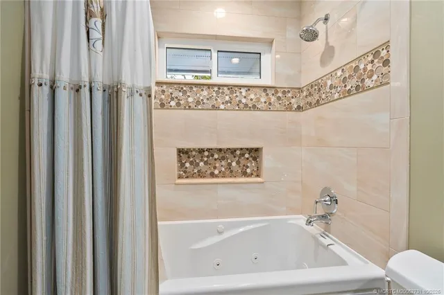 $950,000 | 4599 Southeast Halston Court, Stuart, FL 34997