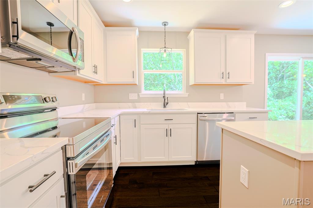 417 Westwoods Road Wright City, MO 63390 - Photo 11 of 49