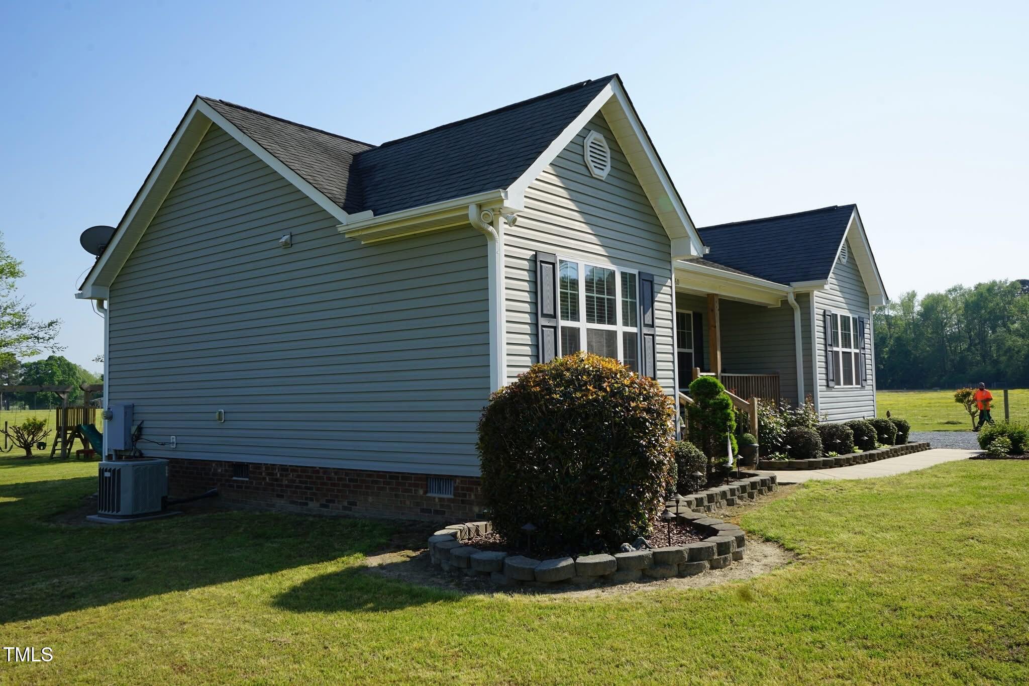 860 Bear Road Benson, NC 27504 - Photo 40 of 42 bear pic 3