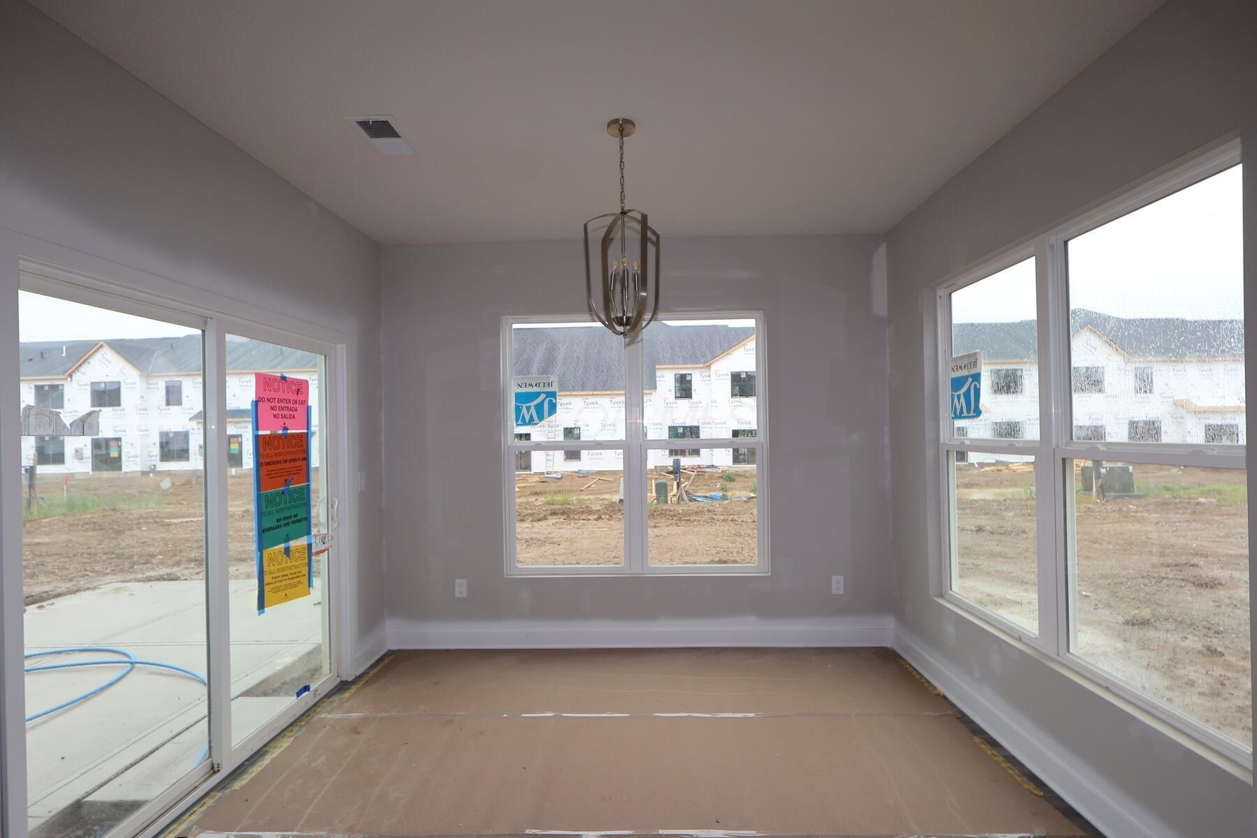 5735 Valleydale Road Powell, OH 43065 - Photo 9 of 18 Dining Area