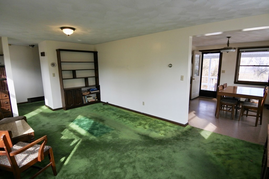 117 Sycamore Road Melrose, MA 02176 - Photo 7 of 23 Gallery Image 7