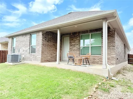$389,900 | 2416 Bear Cub Bend, Leander, TX 78641