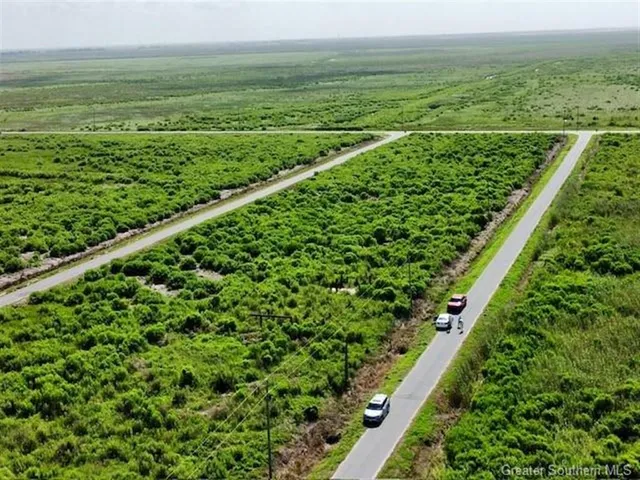 $595,000 | 146 Calcasieu Drive, Creole, LA 70632