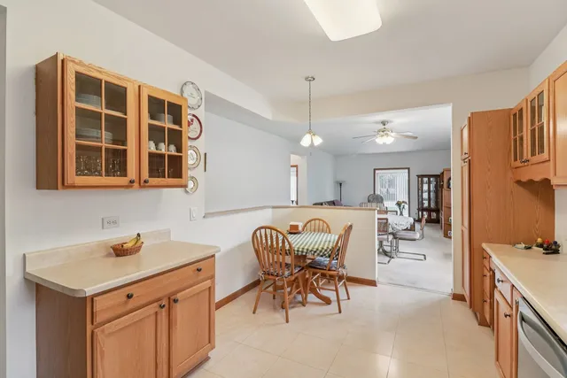 $197,000 | 3306 Stakes Lane, Grayslake, IL 60030