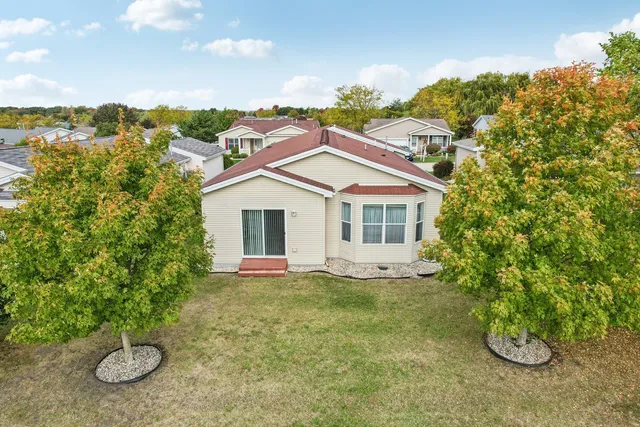 $197,000 | 3306 Stakes Lane, Grayslake, IL 60030