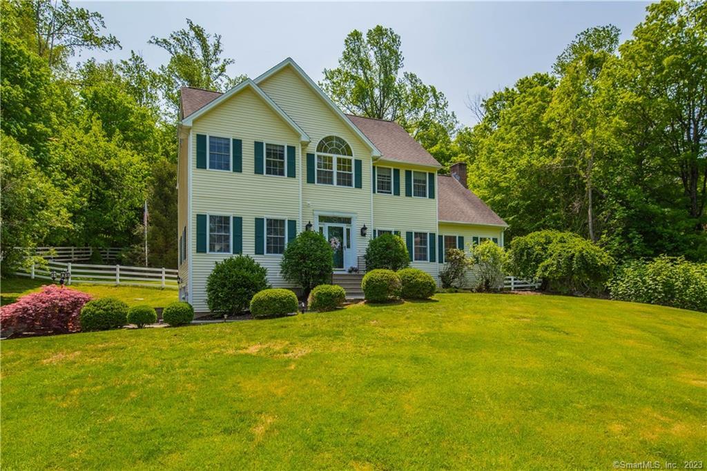 2 Old Farm Hill Road Newtown, CT 06470 - Photo 1 of 1