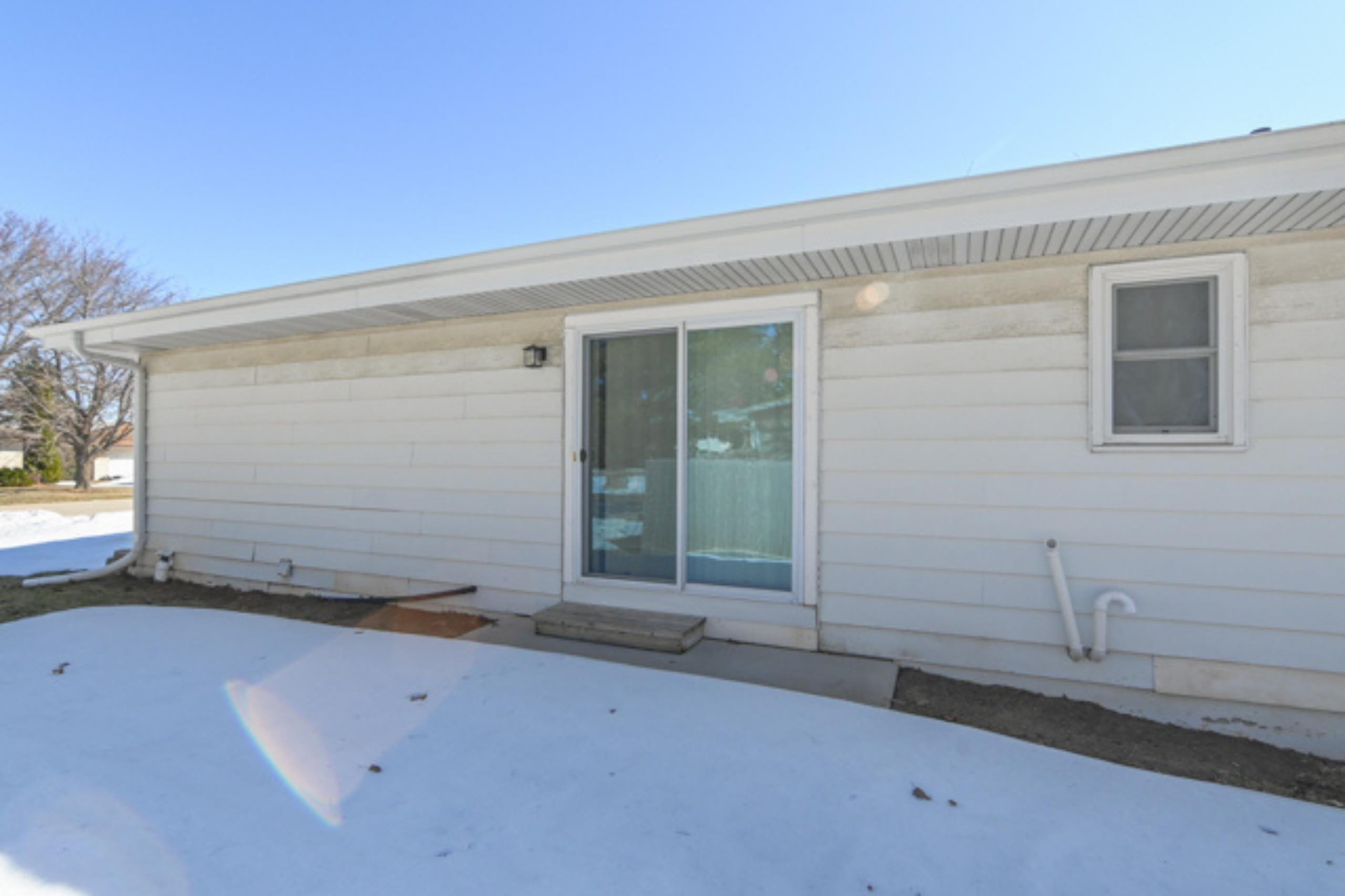 2747 West 8th Street Appleton, WI 54914 - Photo 36 of 45