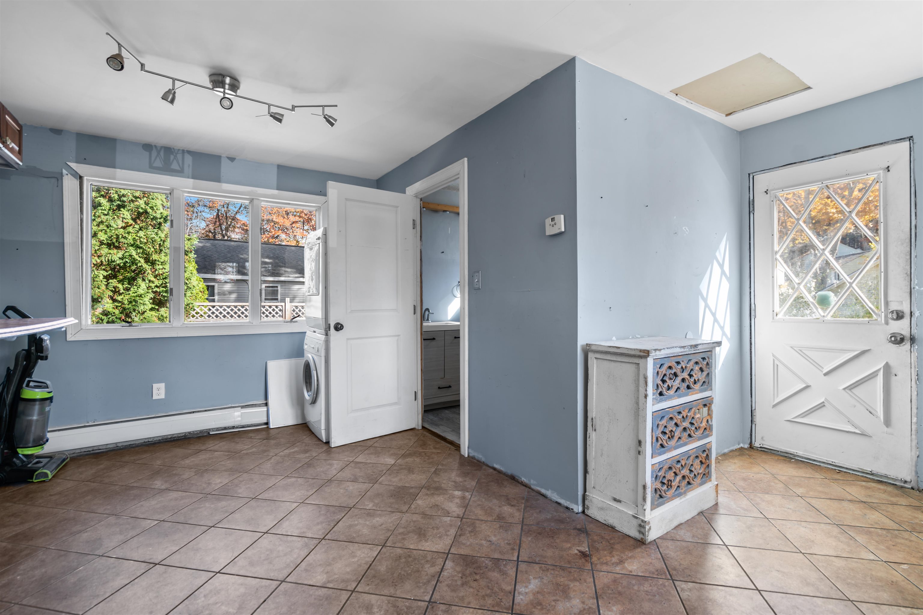 2 Dennison Road Salem, NH 03079 - Photo 22 of 33