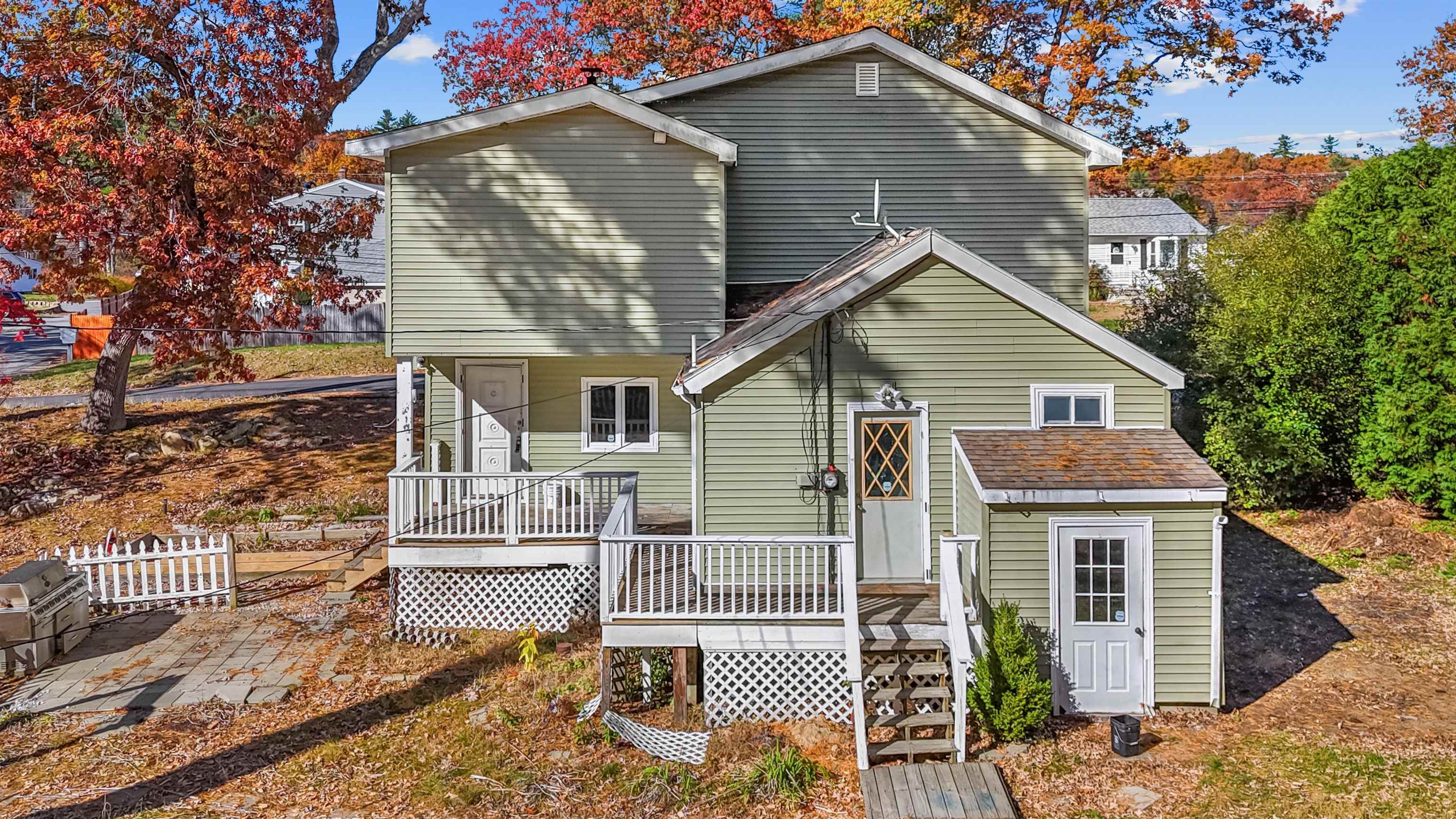 2 Dennison Road Salem, NH 03079 - Photo 7 of 33