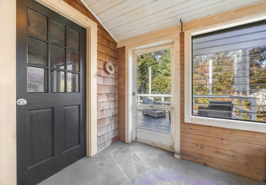 18 Carlton Road Bourne, MA 02532 - Photo 17 of 41 a view of a entrance and room with furniture