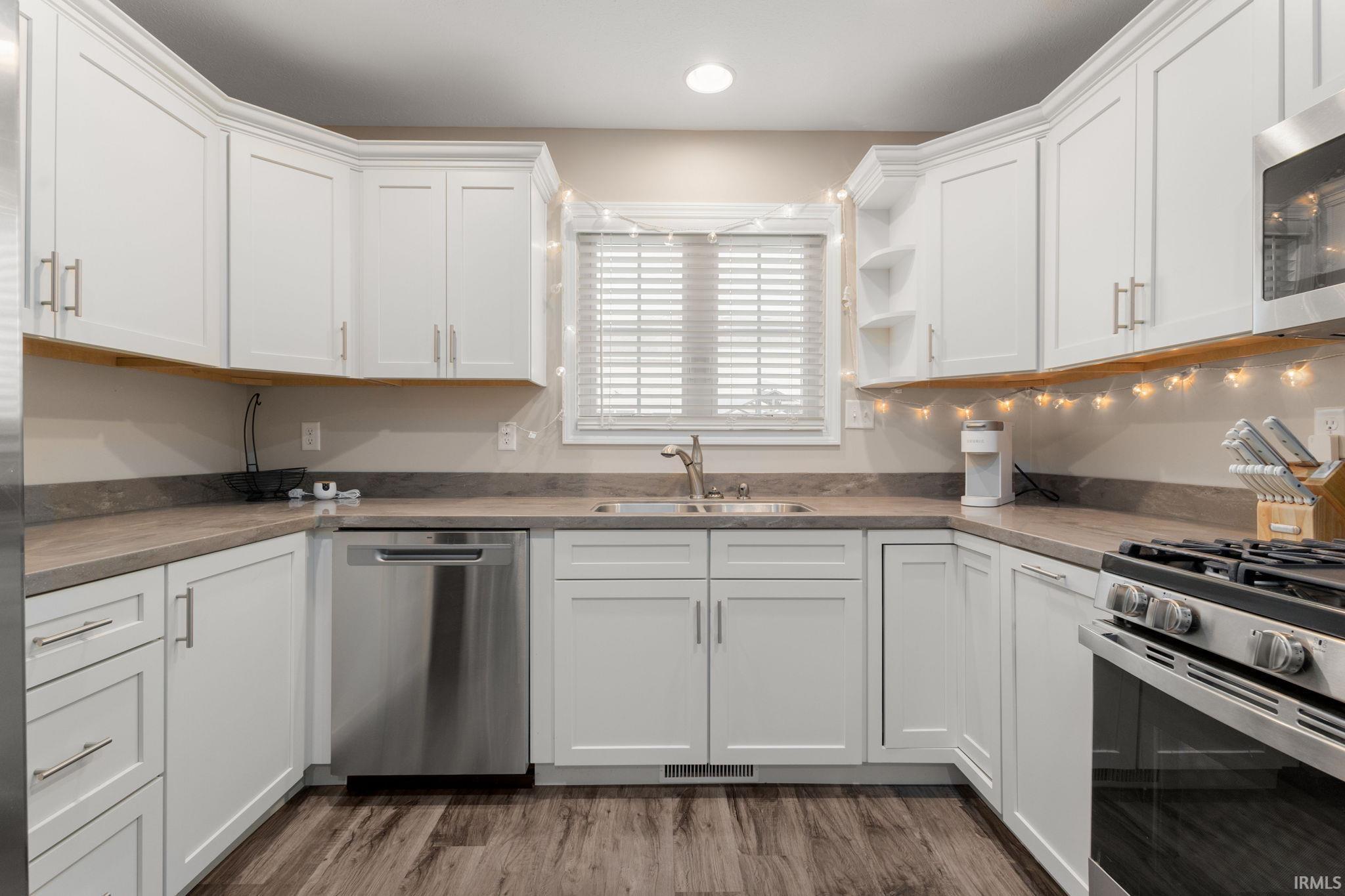 10755 Dunn Road Osceola, IN 46561 - Photo 11 of 35