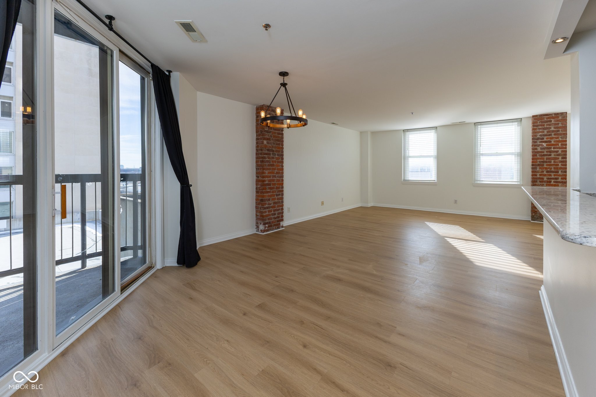 110 East Washington Street, Unit 601 Indianapolis, IN 46204 - Photo 9 of 31