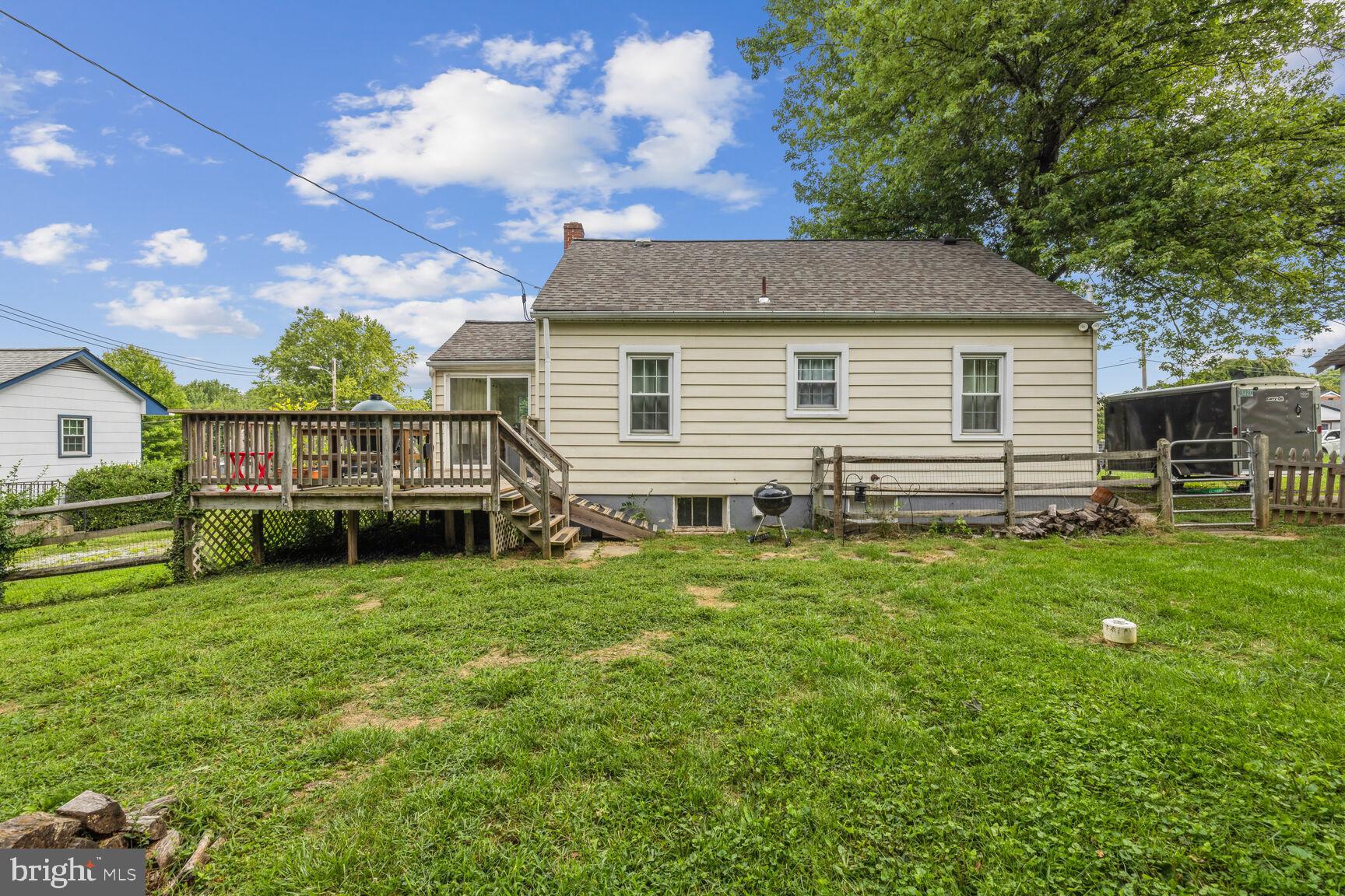 9510 Pleasant Plains Road Damascus, MD 20872 - Photo 16 of 21