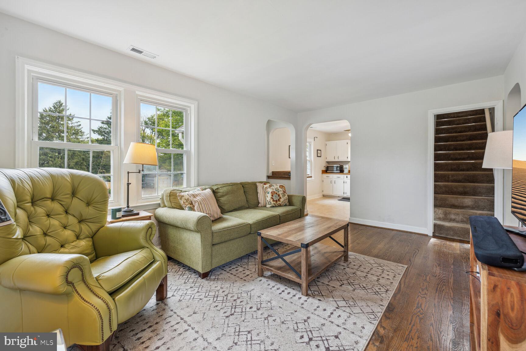 9510 Pleasant Plains Road Damascus, MD 20872 - Photo 4 of 21