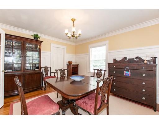 290 Woodland Road Newton, MA 02466 - Photo 9 of 23