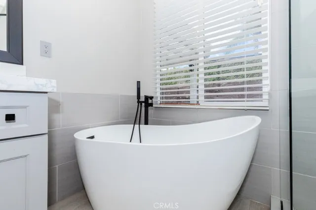 $849,999 | 8273 Gardenia Vista Drive, Riverside, CA 92508