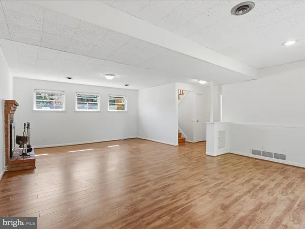 $4,650 | 1708 Monza Road, McLean, VA 22101