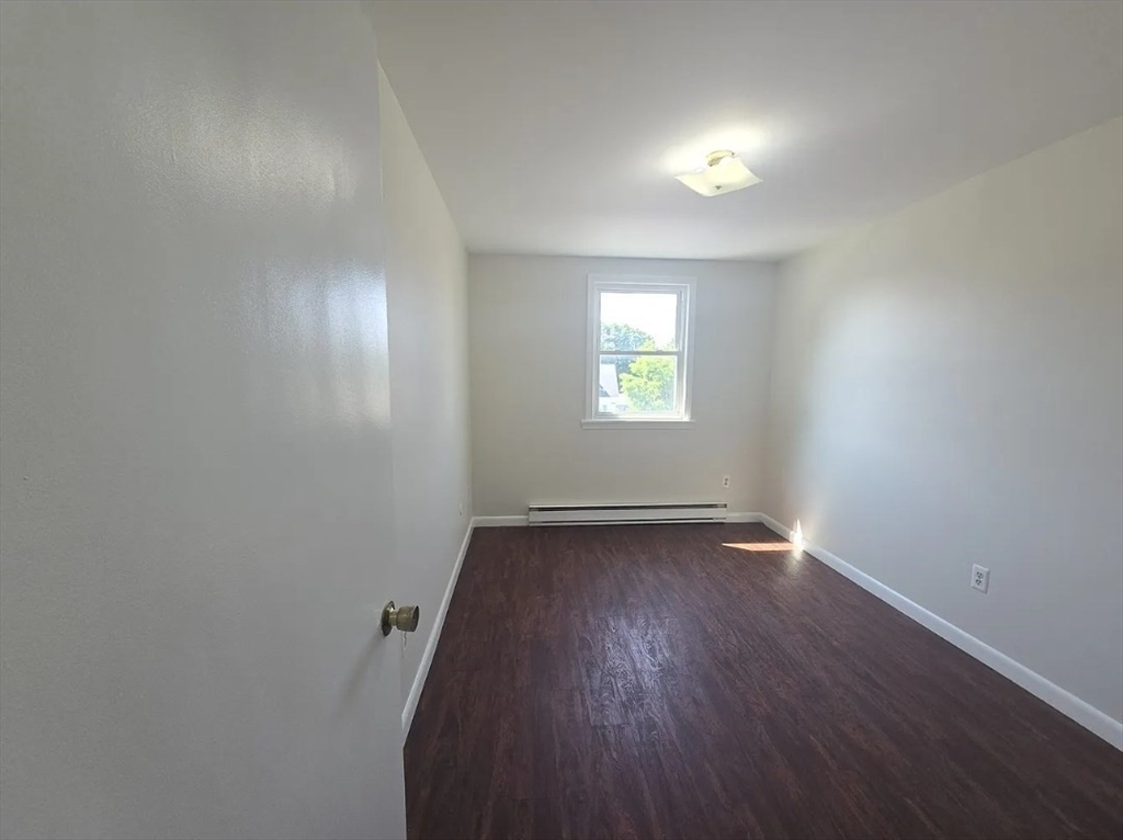 567 Main Street, Unit 3 Shrewsbury, MA 01545 - Photo 3 of 5