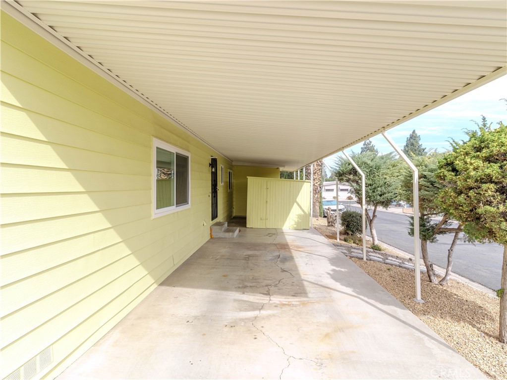 1439 Ridgemont Way Corona, CA 92882 - Photo 18 of 25