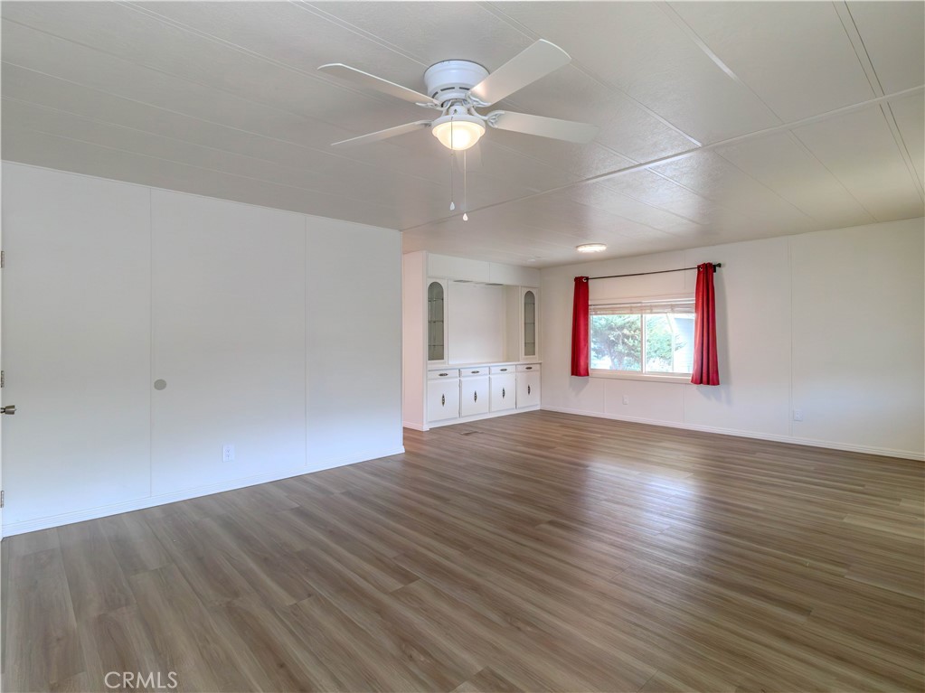 1439 Ridgemont Way Corona, CA 92882 - Photo 3 of 25