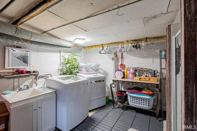 $166,900 | 636 Division Street, Huntington, IN 46750