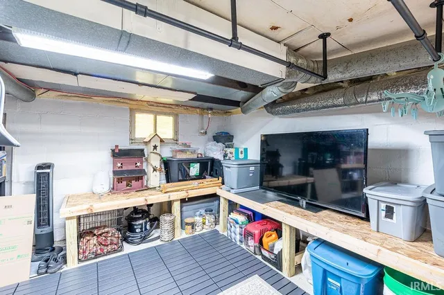 $166,900 | 636 Division Street, Huntington, IN 46750