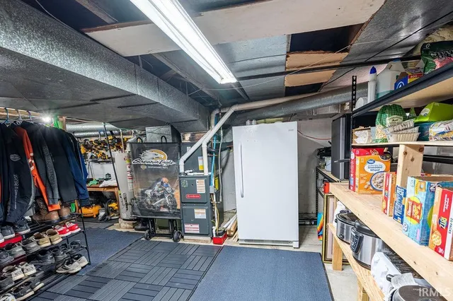 $166,900 | 636 Division Street, Huntington, IN 46750