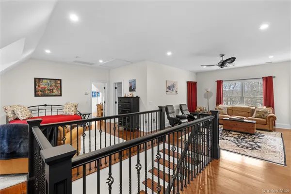 $1,795,000 | 360 Masters Road, Laurel, NY 11948