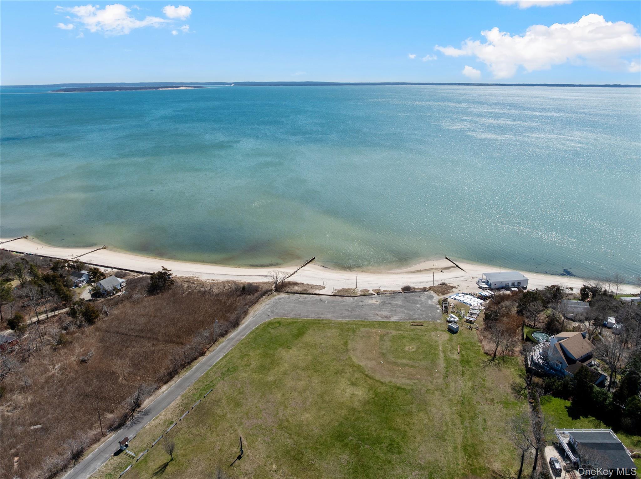 360 Masters Road Laurel, NY 11948 - Photo 7 of 49