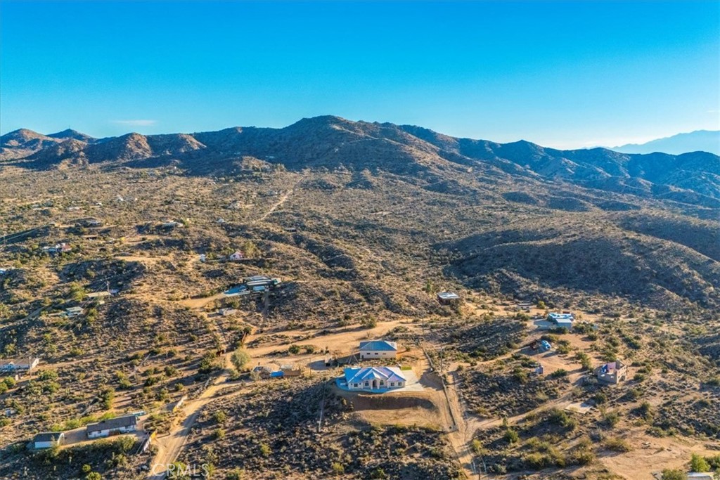 7959 Stephenson Lane Yucca Valley, CA 92284 - Photo 4 of 75 a view of mountain view with mountains in the background