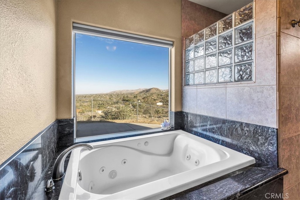 7959 Stephenson Lane Yucca Valley, CA 92284 - Photo 44 of 75