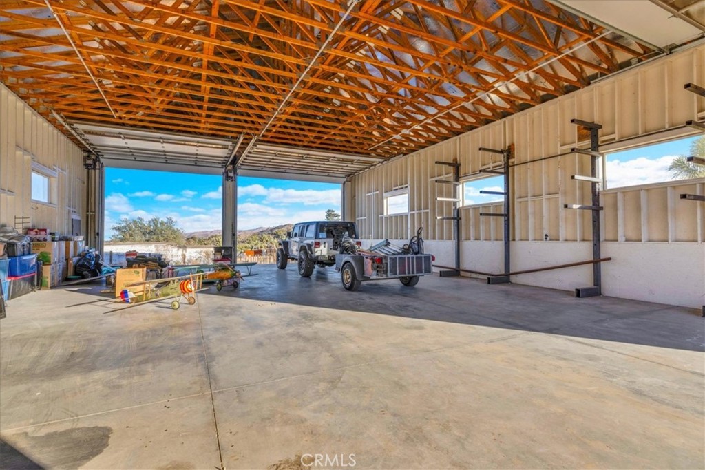 7959 Stephenson Lane Yucca Valley, CA 92284 - Photo 66 of 75 a view of a studio with wooden floor
