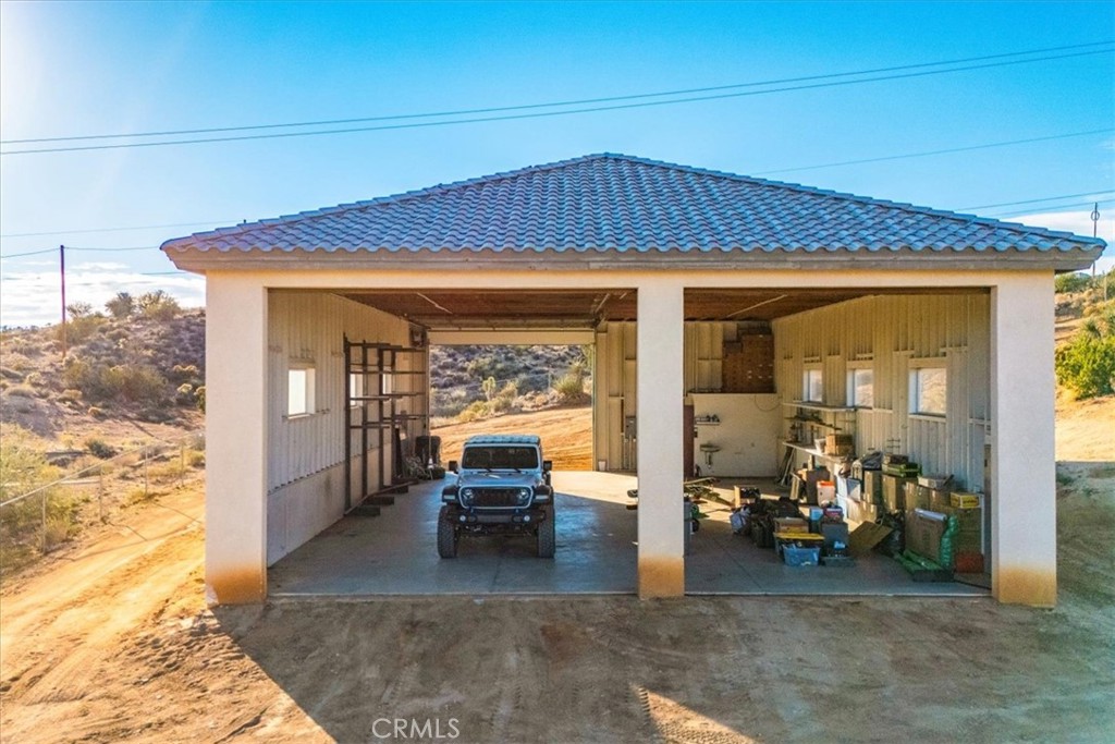 7959 Stephenson Lane Yucca Valley, CA 92284 - Photo 70 of 75 a view of living room with furniture