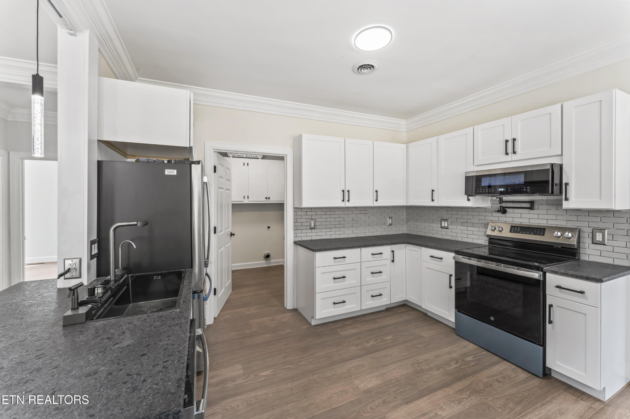 103 Amanda Place Oak Ridge, TN 37830 - Photo 9 of 33