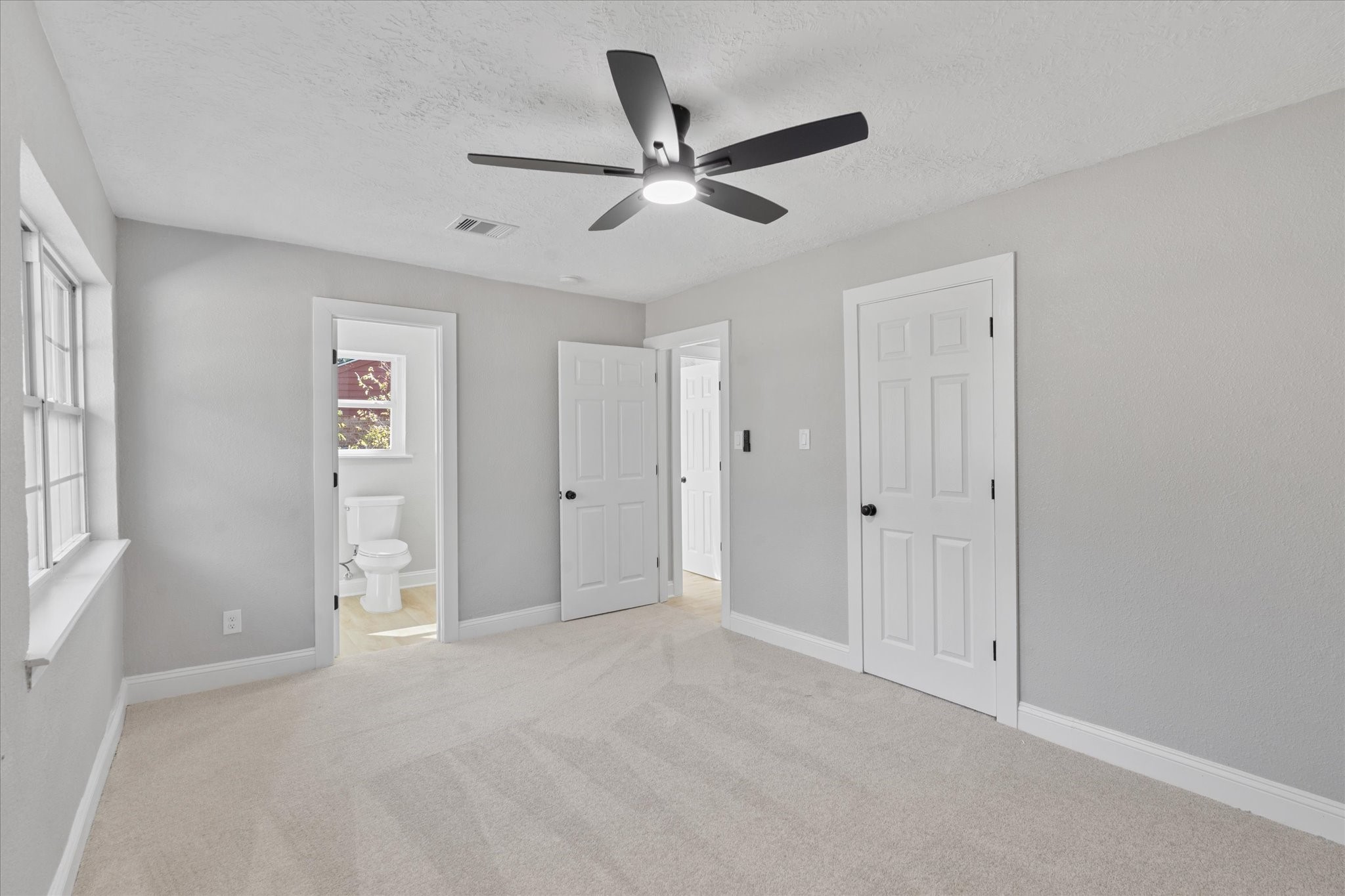 5531 Elm Tree Drive Houston, TX 77048 - Photo 15 of 28