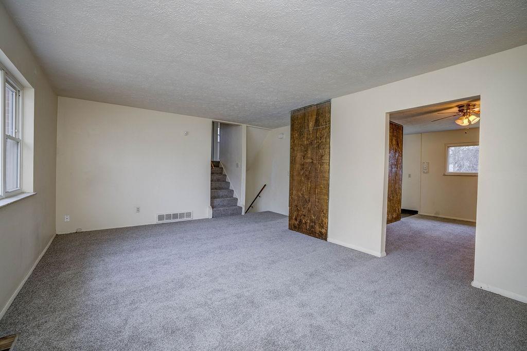 1347 Randomhill Road Cincinnati, OH 45231 - Photo 5 of 39 Gallery Image 5