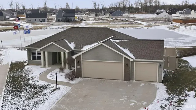 $344,900 | 3810 Victoria Lakes Court, New Haven, IN 46774