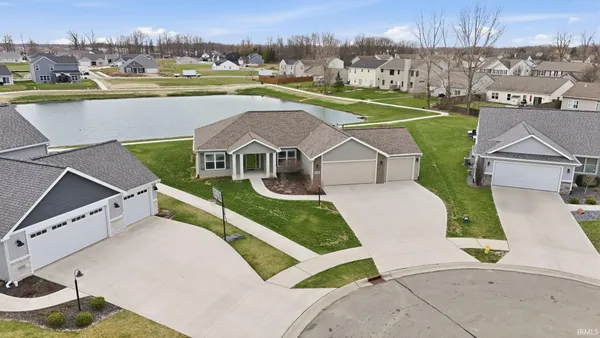 $339,900 | 3810 Victoria Lakes Court, New Haven, IN 46774